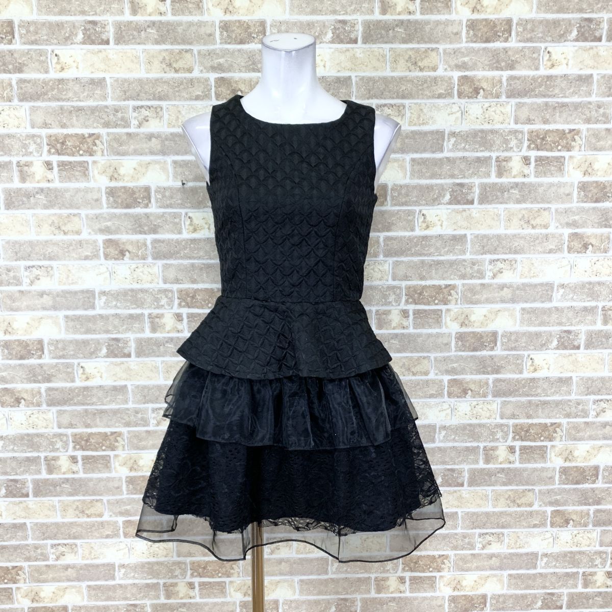 1円 ドレス HOLIDAY LADY ワンピース S 黒系柄 カラードレス キャバドレ 発表会 イベント 中古15895拍卖