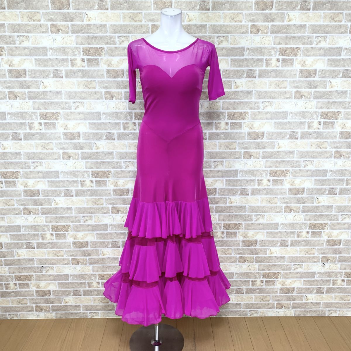 1円 社交ダンスドレス Kanae Dance ピンク系光沢 汚れ有 ダンス衣装ドレス カラードレス 発表会 舞台衣装 中古16190拍卖