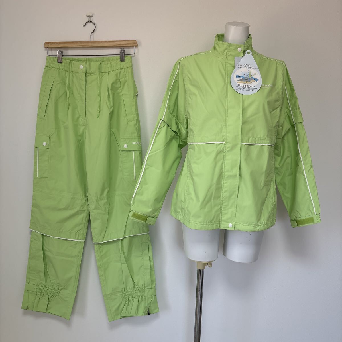 新品 マリクレール marie claire ゴルフ レインウェア 雨具 カッパ 上下セット 収納袋 ライトグリーン レディースサイズM 未使用タグ付き拍卖