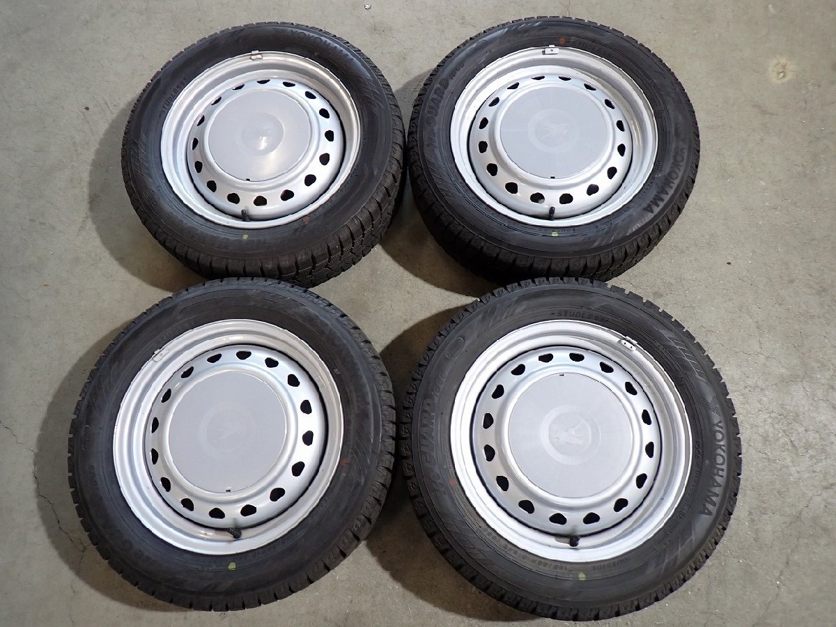 YS23112【送料無料185/60R15】ヤリス ヴィッツ フィットなどに 中古スタッドレス ■15×5.5J 100-114.3/4H ET約40■1円スタート拍卖