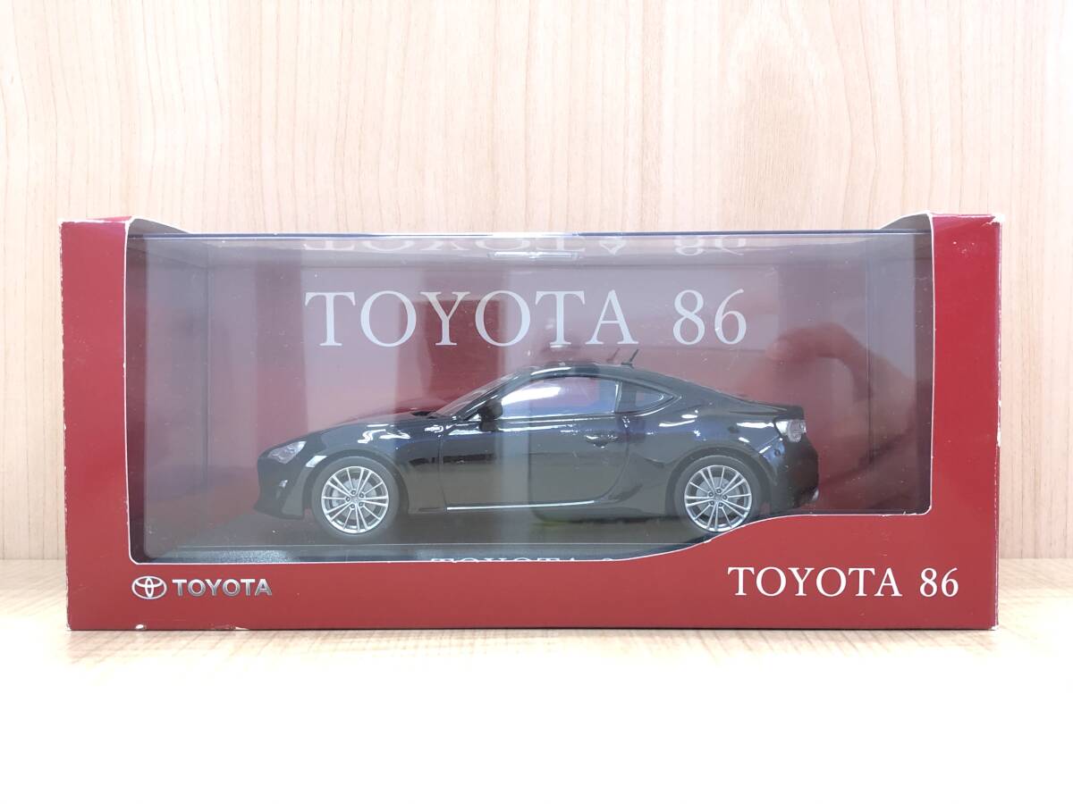 《11400》TOYOTA トヨタ 86 ハチロク クリスタルブラックシリカ ミニカー 箱付 非売品拍卖