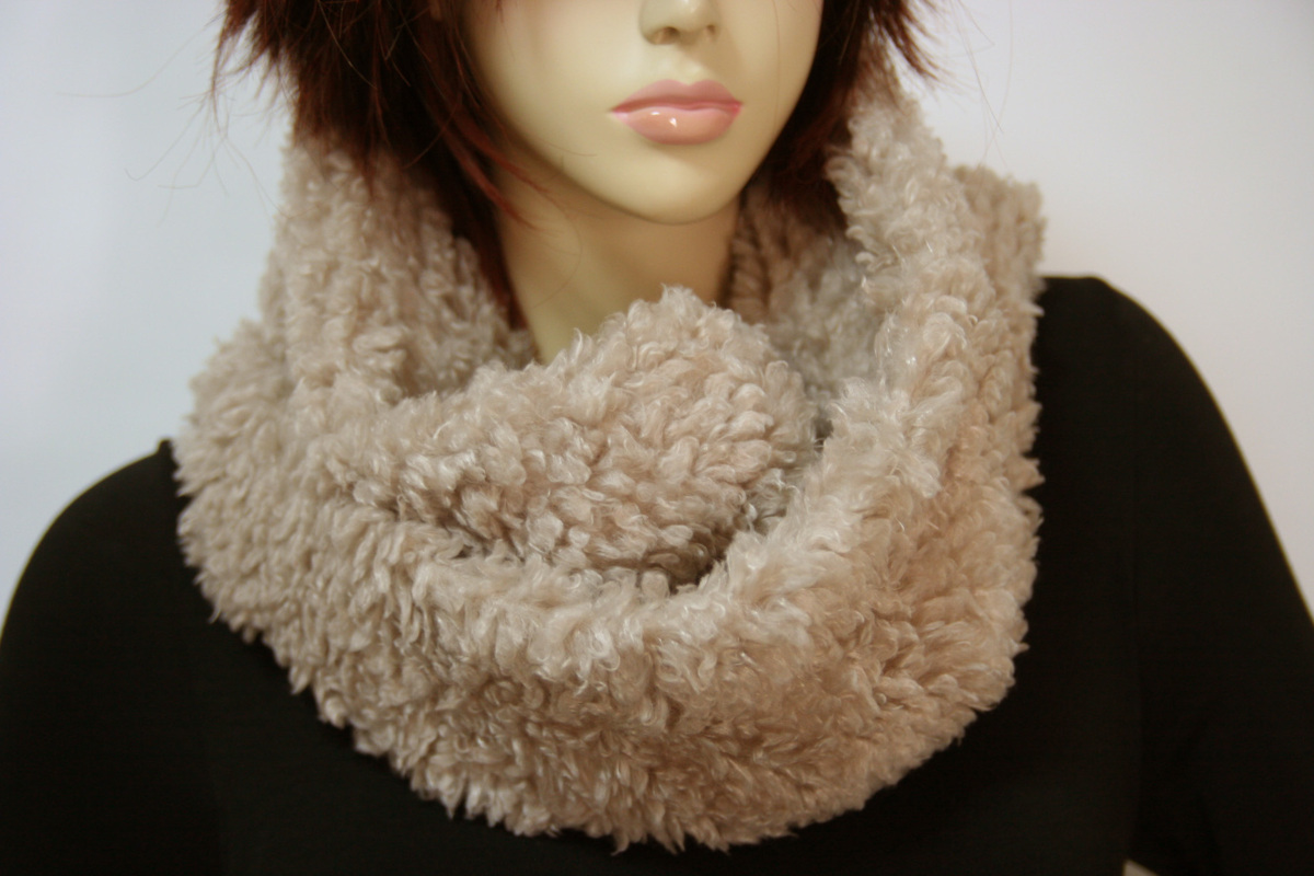 送料無料◆超お得2枚組◆シープタッチ◆防寒対策◆ふわふわ◆ネックウォーマー◆首元お洒落◆プードルボアスヌード(ミスティベージュ)5633拍卖