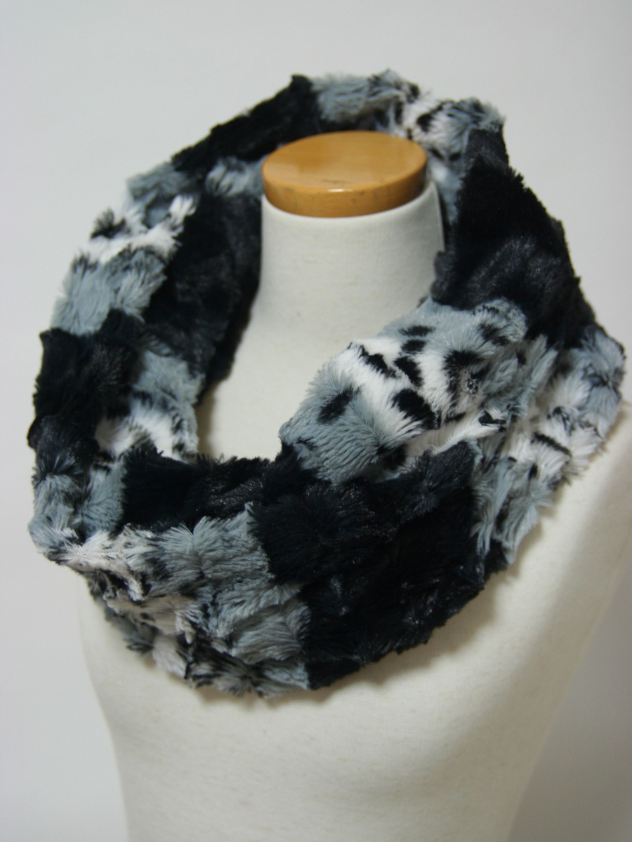 送料無料◆ミンクタッチ◆二重巻き◆グラデーション配色◆フェイクファー◆ヒョウ柄◆ロングスヌード(グレー×ブラック)3437拍卖