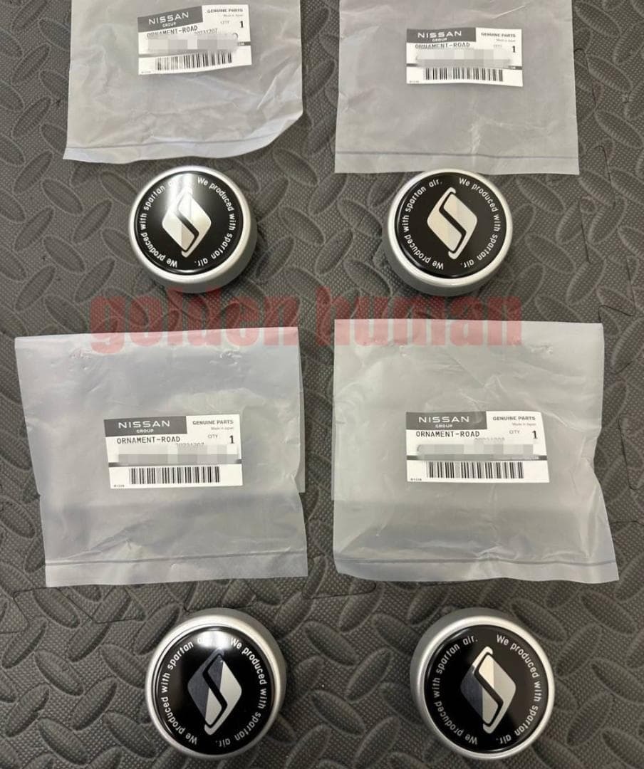 ■新品■日産 純正 GT-R R32 ホイールセンターキャップ 4個セット NISSAN拍卖