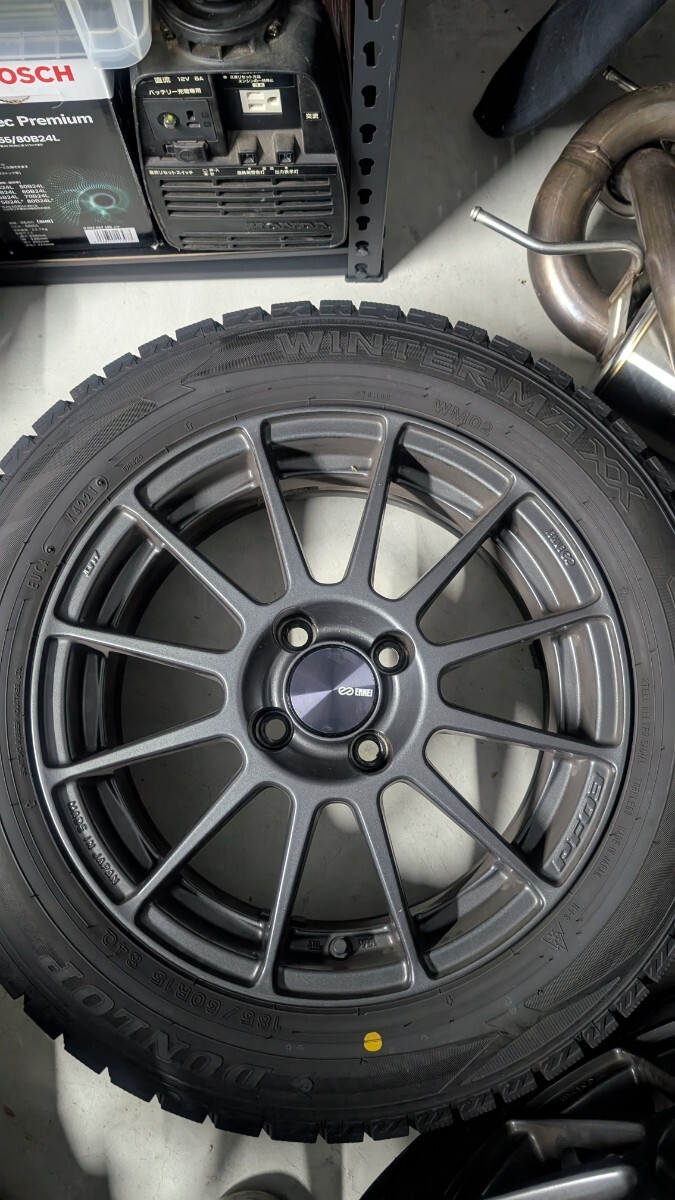ENKEI PF03 15インチ 6J 38 4本 スタッドレス 185/60R15 DUNLOP ウィンターマックス02 バリ溝 ロードスター フィット マーチ アクア 拍卖