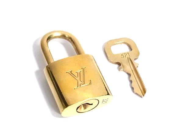 ■美品■ LOUIS VUITTON ルイヴィトン カデナ 南京錠 パドロック 321 鍵 キー ゴールド系 DK2107拍卖