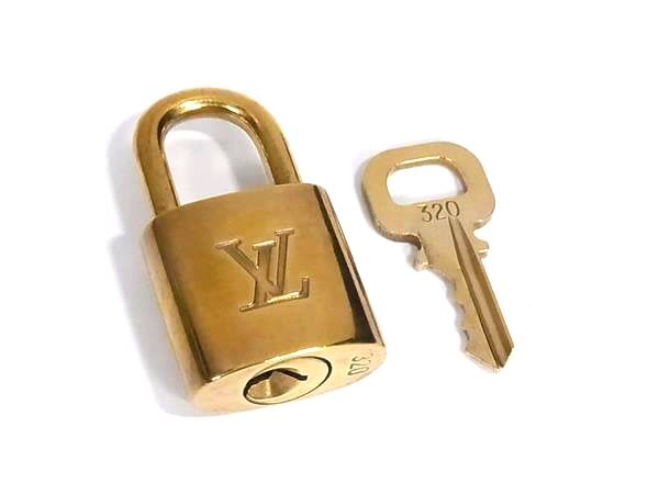 ■美品■ LOUIS VUITTON ルイヴィトン カデナ 南京錠 パドロック 320 鍵 キー ゴールド系 DK0977拍卖