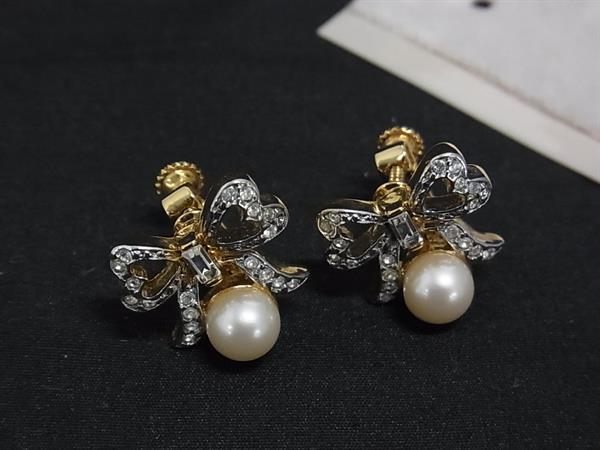■美品■ MARIO VALENTINO マリオ ヴァレンティノ リボン ラインストーン パール ネジバネ式 イヤリング シルバー系 DK3451拍卖