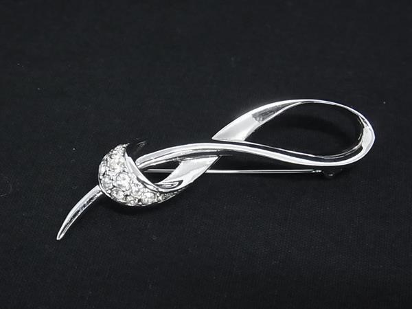 ■美品■ NINA RICCI ニナリッチ ラインストーン ピンバッジ ピンブローチ アクセサリー レディース シルバー系 DK6126拍卖