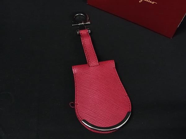 ■美品■ Salvatore Ferragamo フェラガモ ガンチーニ レザー キーホルダー キーリング バッグチャーム ピンク系×シルバー系 DK5855拍卖