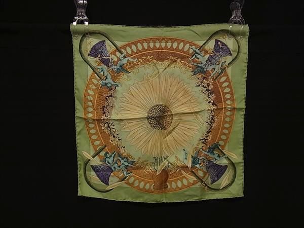 1円 HERMES エルメス Je T’aime Beaucoup Passionnement Un Peu プチカレ ガヴロッシュ シルク100% ハンカチーフ ライトグリーン系 FV3482拍卖