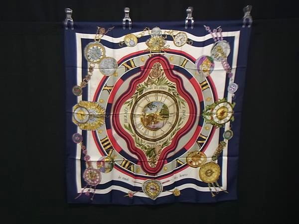 1円 HERMES エルメス parmi les fleurs je compt 【花の中で過ごす時間】カレ90 シルク スカーフ ストール ショール ネイビー系 FU5720拍卖