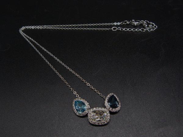 SWAROVSKI スワロフスキー ラインストーン ネックレス ペンダント アクセサリー レディース シルバー系×ライトブルー系 DJ9121拍卖