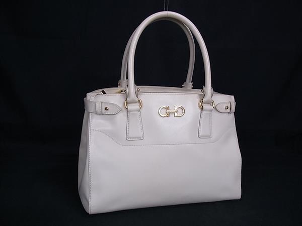 1円 ■美品■ Salvatore Ferragamo フェラガモ GG-21D940 ダブルガンチーニ レザー ハンドバッグ トート アイボリー系 FU2938拍卖