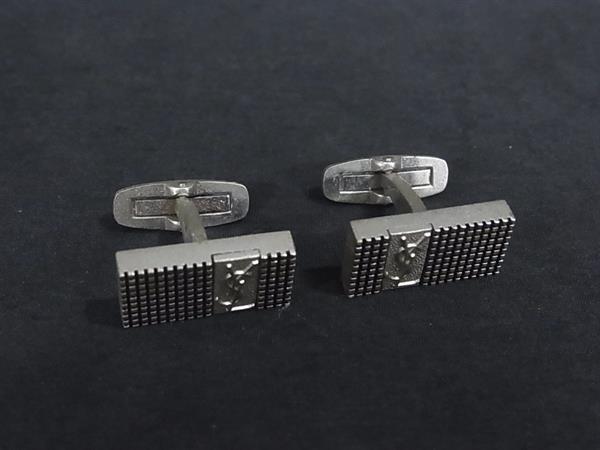 YVESSAINTLAURENT イヴサンローラン ヴィンテージ カフスボタン カフリンクス アクセサリー ビジネス 紳士 メンズ シルバー系 DK7301拍卖