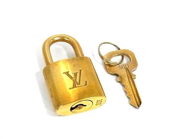 ■美品■ LOUIS VUITTON ルイヴィトン カデナ 南京錠 パドロック 300 鍵 キー ゴールド系 DJ8140拍卖