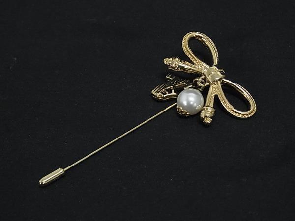 1円 ■美品■ Salvatore Ferragamo フェラガモリボン パール ヒール ピンブローチ ピンバッジ アクセサリー レディース ゴールド系 FP8960拍卖