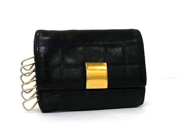 1円 CHANEL シャネル ロゴ チョコバー ラムスキン 6連 キーケース 鍵入れ レディース メンズ ブラック系 BP5465拍卖