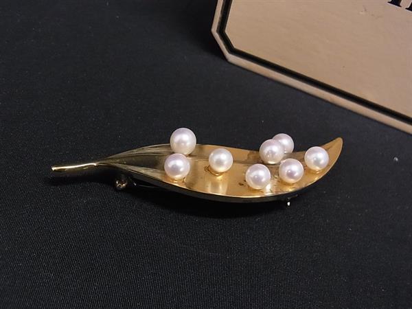 Chloe クロエ リーフモチーフ パール ピンブローチ ピンバッジ アクセサリー レディース ゴールド系 DI2460拍卖