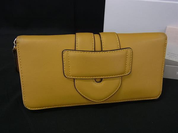 ■美品■ TILA MARCH ティラマーチ レザー ラウンドファスナー 長財布 ウォレット 札入れ 小銭入れ レディース イエロー系 DK4368拍卖