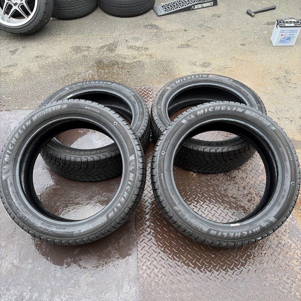 ★ミシュランスタッドレス★235/50R21 101H ミシュラン X-ICE SNOW 24年製 クサス RX350 RX500h ジャガー Iペイス インフィニティ JX35 拍卖