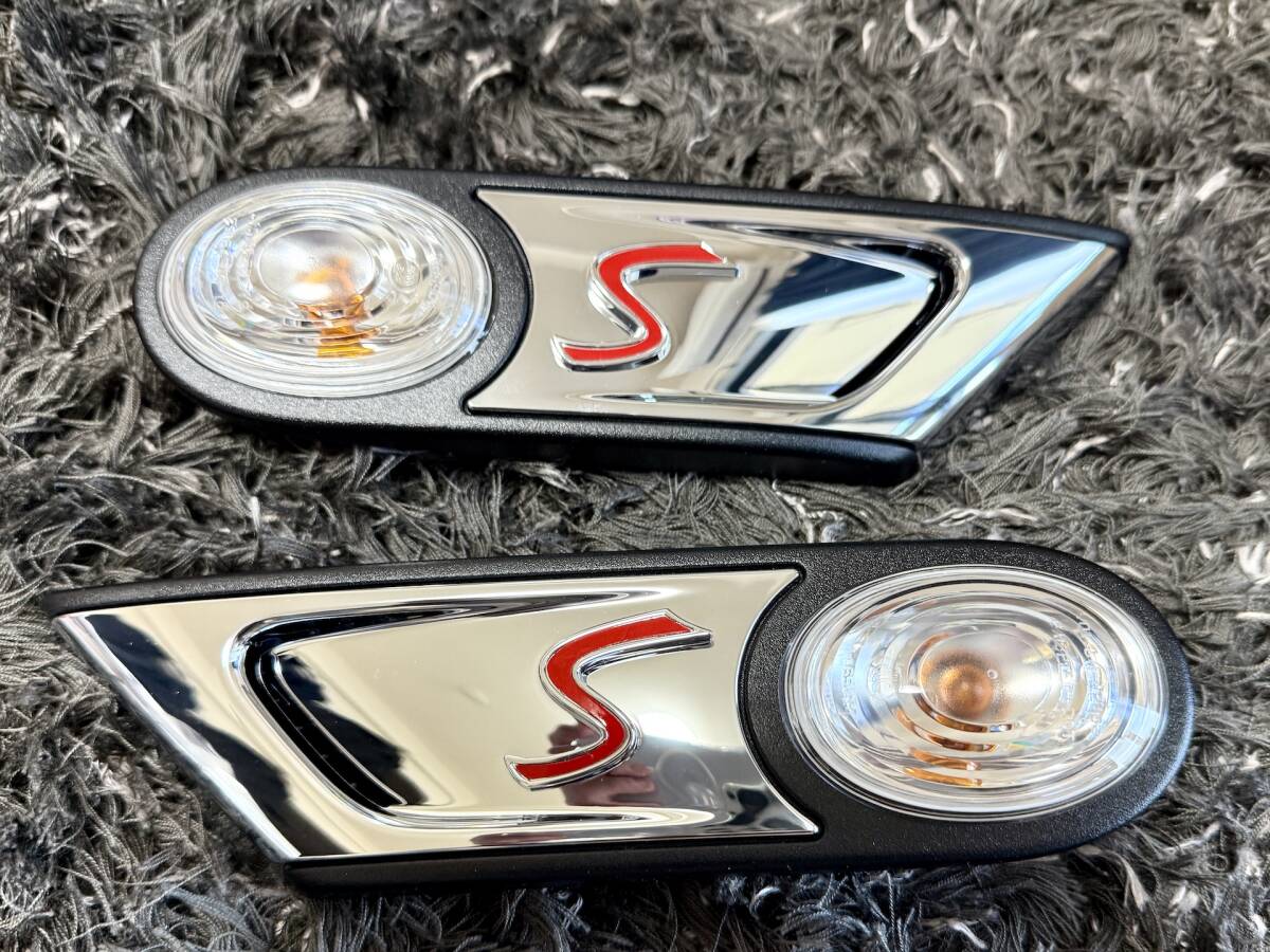 (1000円スタート)MINI 純正サイドマーカーLCI (R55/R56/R57/R58/R59/R60/R61)等 左右セット新品拍卖