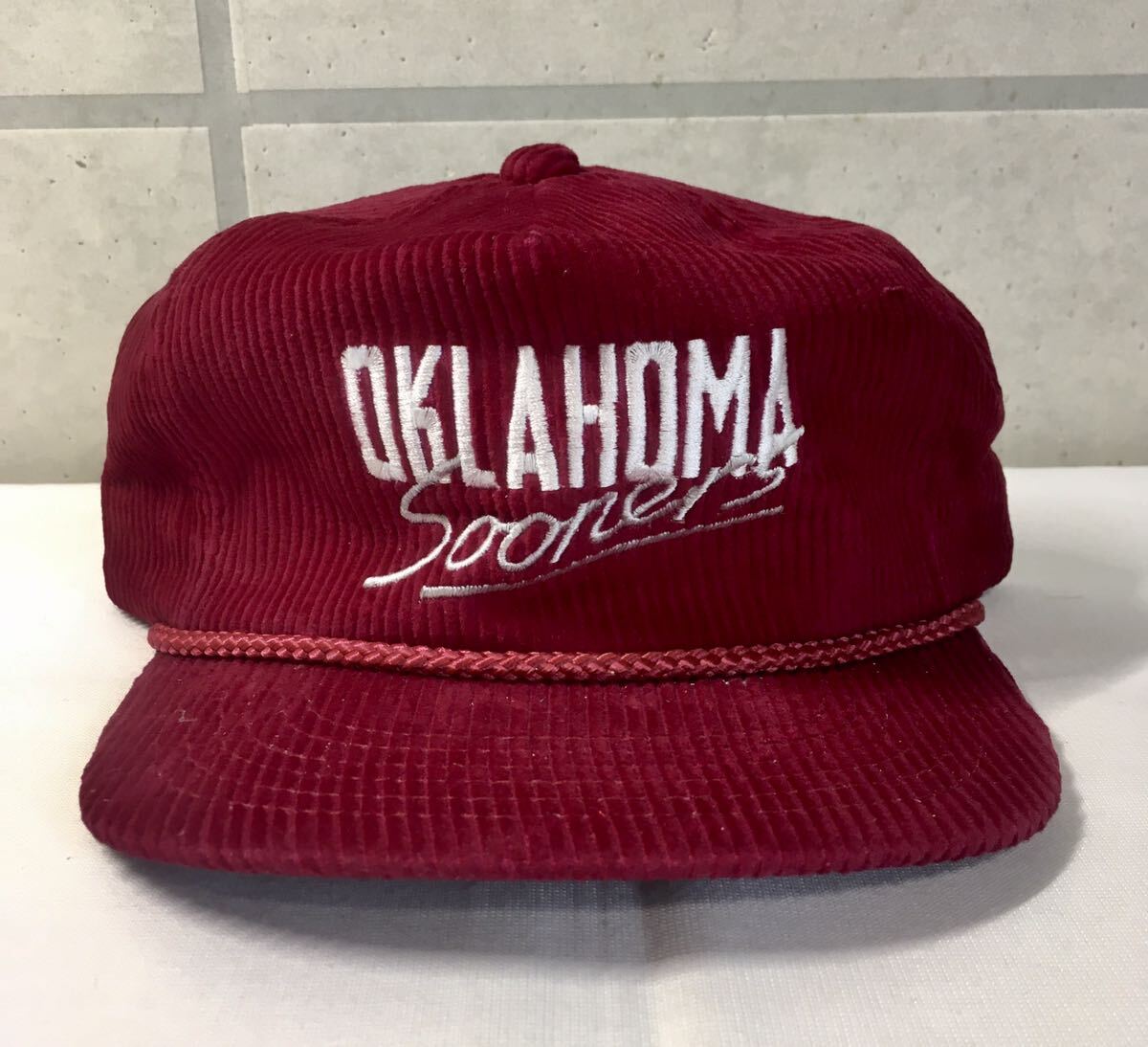 未使用 / NCAA Oklahoma Sooners Snapback Cap / 90s デッドストック スナップバックキャップ コーデュロイ /拍卖