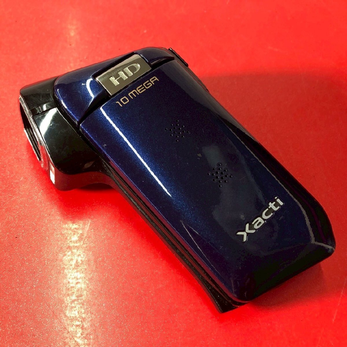 ● SANYO サンヨー Xacti ザクティ CG10 6.8-34 1:3.5-3.7 デジタルムービーカメラ スリムボディ 動作可拍卖