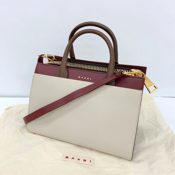 MARNI マル二 ハンドバッグ ショルダーバッグ 新品同様 BMMP0011Q2LV589 レザー 2Wayバッグ レディース ベージュ系 服飾 DF17320■拍卖