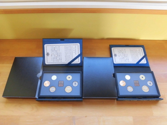 現状品 貨幣セット 2001 平成13年 / 2002 平成14年 1332円 大蔵省 造幣局 コレクション 箱に汚れあり 激安1円スタート 拍卖