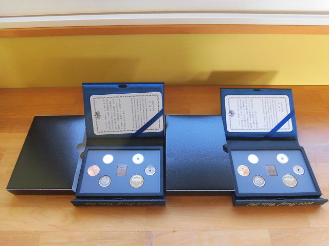 現状品 貨幣セット 2003 平成15年 / 2004 平成16年 1332円 大蔵省 造幣局 コレクション 箱に汚れあり 激安1円スタート 拍卖