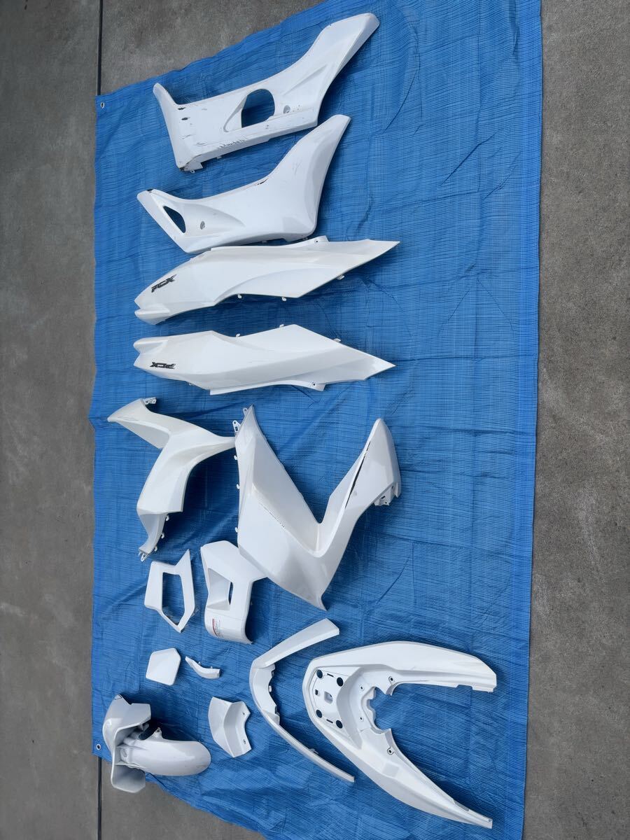 PCX JF56 外装一式 ホワイト 検)PCX125、PCX150、KF18拍卖