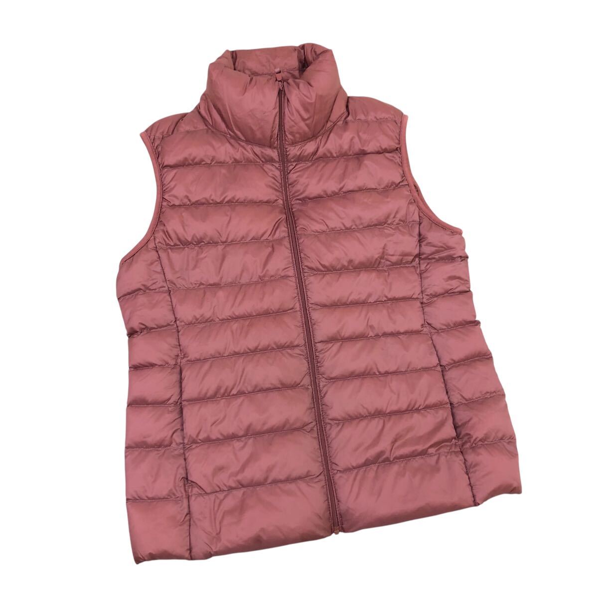 11Nm333-59 UNIQLO ユニクロ ウルトラライト ダウンベスト ダウン 90% 軽量 アウター ノースリーブ 上着 羽織り ピンク系 レディース S拍卖