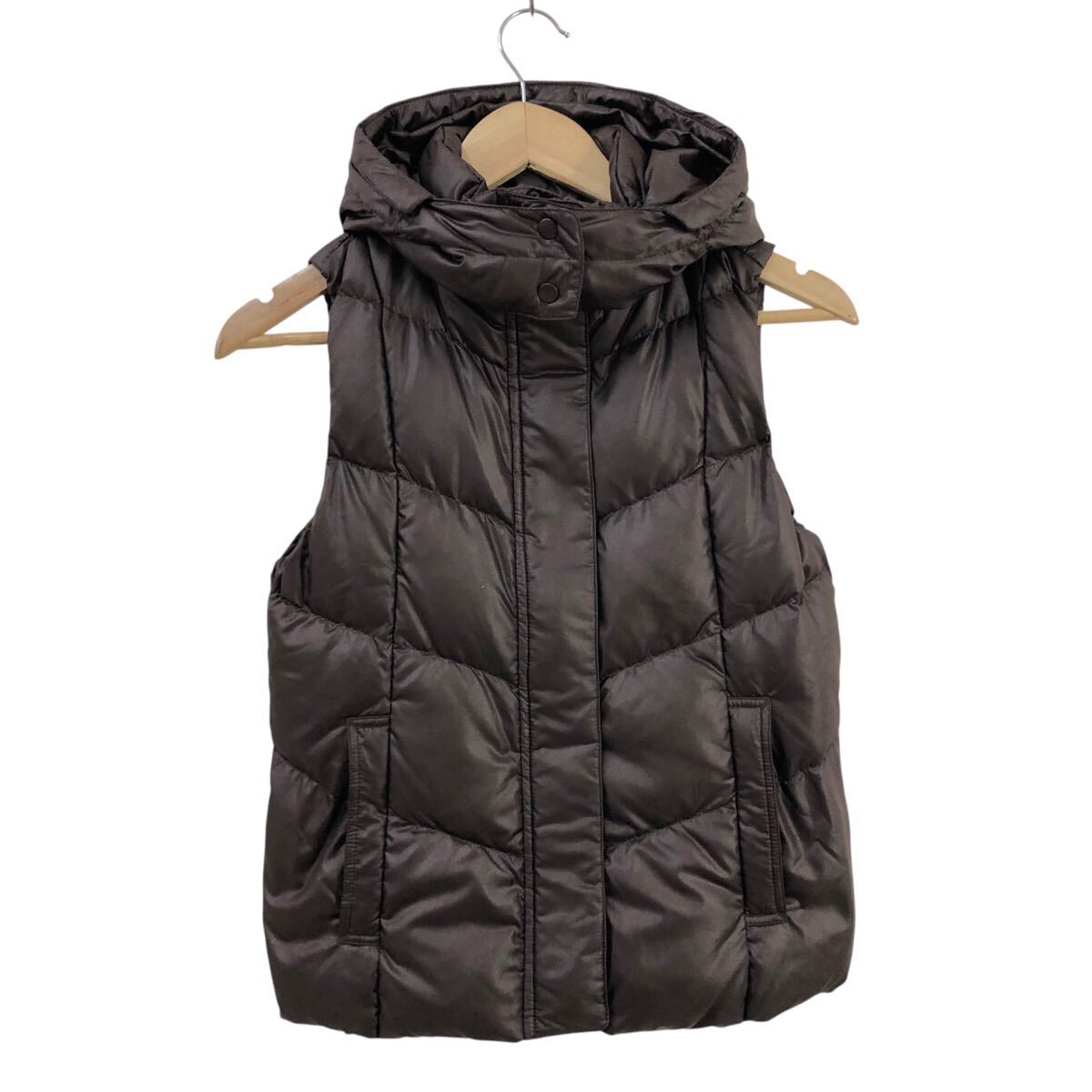11Nm334-11 UNIQLO ユニクロ ダウン 90% プレミアムダウン ダウンベスト ベスト フード 上着 羽織り アウター ブラウン レディース S拍卖
