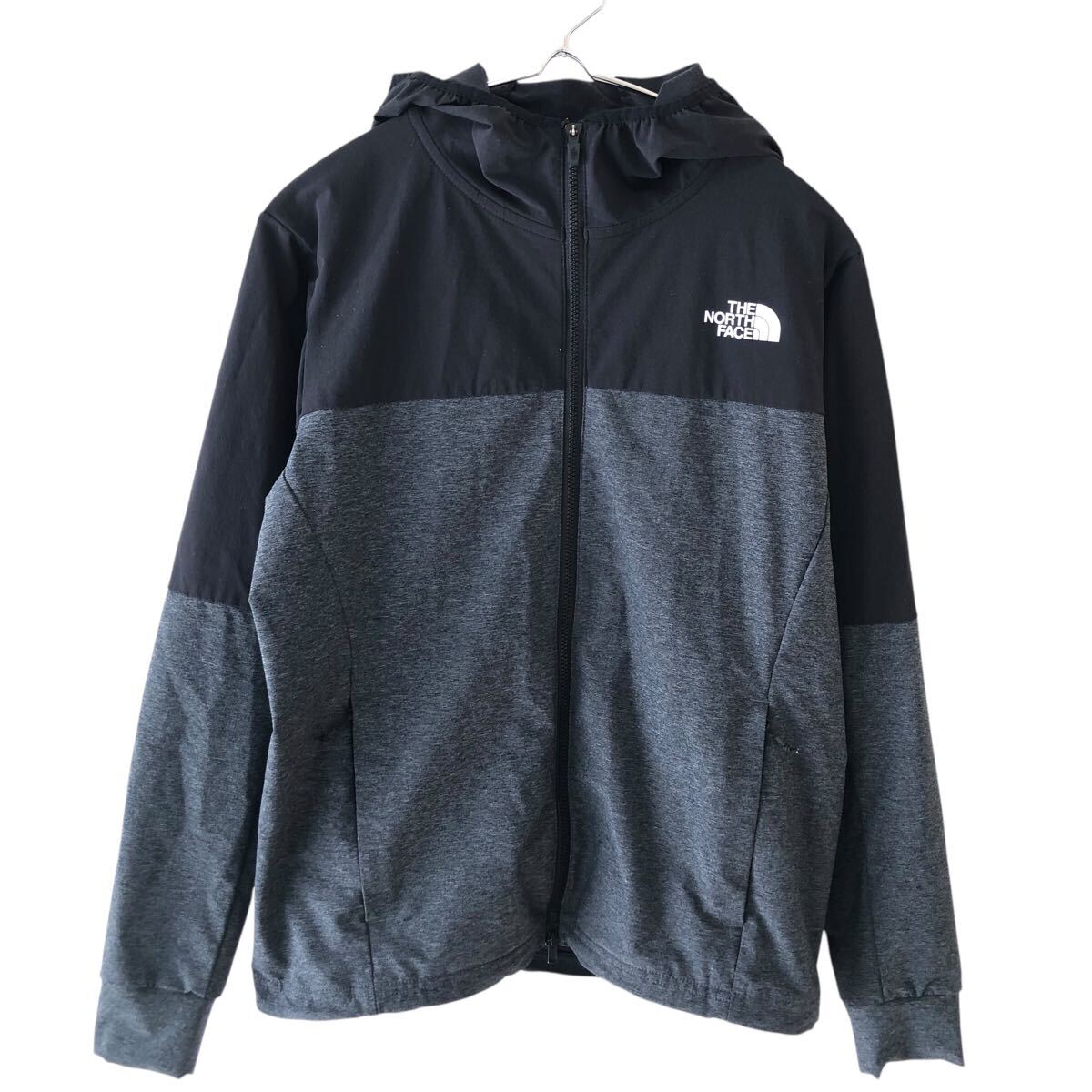 11NG009-9 THE NORTH FACE ノース フェイス トップス トレーニング ウエア ストレッチ アウトドア フード レディース S ブラック グレー拍卖