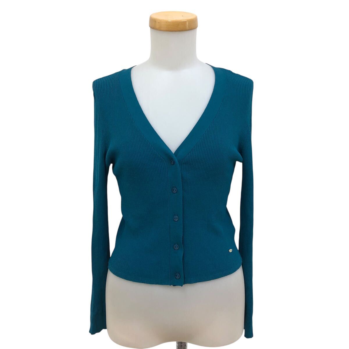11m679-24 snidel スナイデル コンパクトカーディガン Vネック リブ ニット カーディガン カーデ 羽織り トップス ブルー系 レディース F拍卖