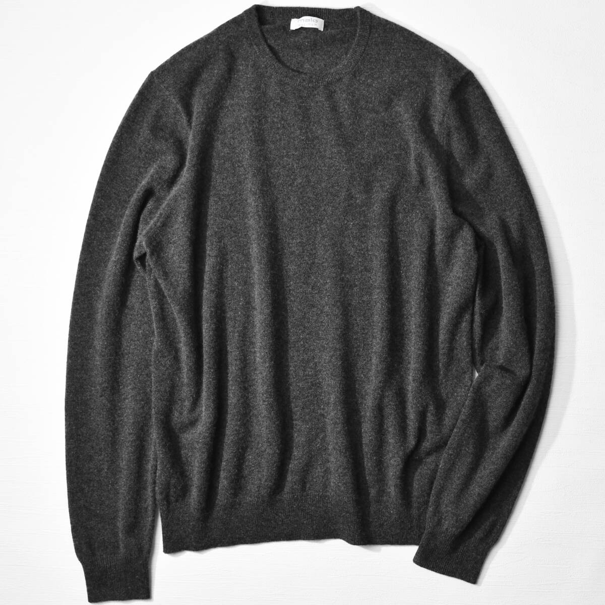 8,3万【malo マロ 新品】ふわトロな温かみと安定性を備えたウール70%カシミア30%◇汎用性抜群!!品質を追求した究極のベーシック丸首ニットd拍卖