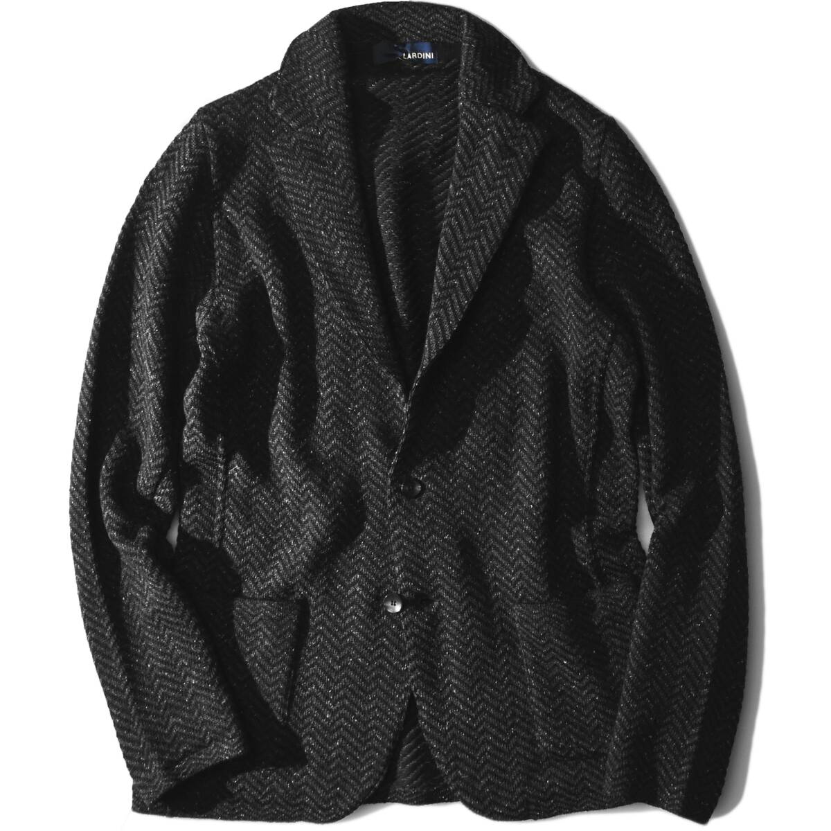 13,7万【LARDINI ラルディーニ 新品】脱定番なお洒落顔◇ちょうどいい肉感の厚手ウールニット◇襟立も良しなシェブロン柄ニットジャケット拍卖