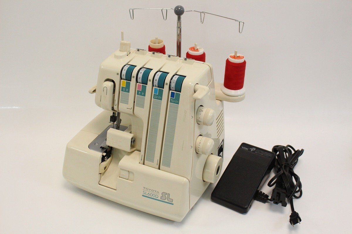 通電/針上下確認済み TOYOTA トヨタ SL600D ロックミシン 手芸 裁縫 現状品 11-E098/1/160拍卖