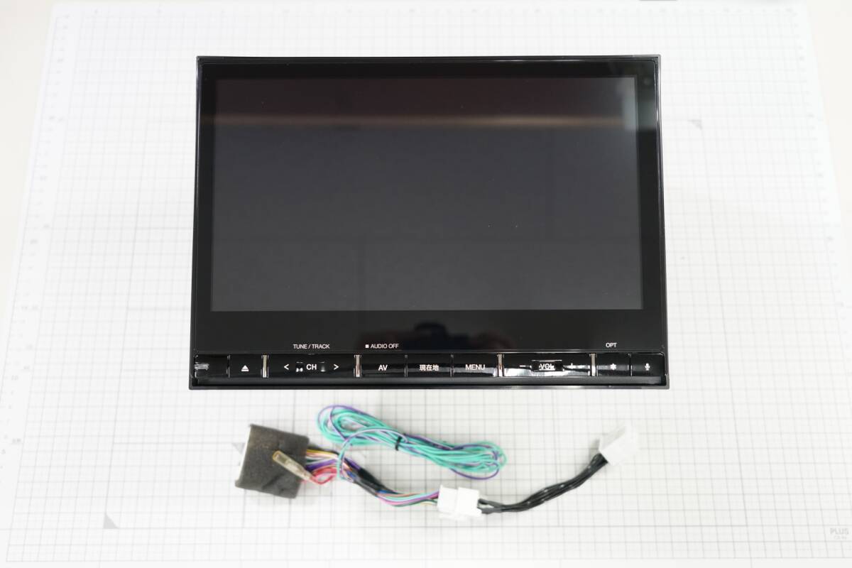 ジャンク品 MZ609887 三菱デリカD:5用10.1インチクラリオンカーナビ QY-9000M-D モニター部品取り等にどうぞ拍卖