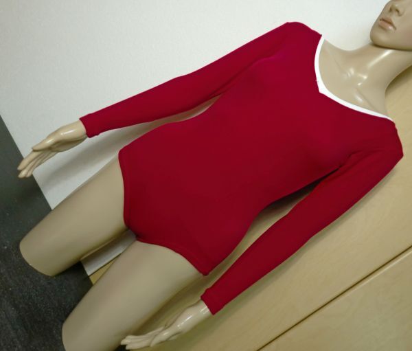中古品☆swingbird赤VネックレオタードMサイズ 水着&レオタード3着まで同梱可 出品商品10点落札送料無料拍卖