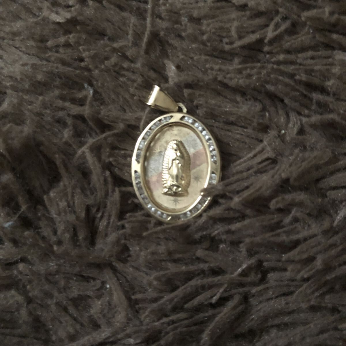 AVALANCHE アバランチ アヴァランチ マリアメダイ 3センチ×1.7センチ 10金 10kイエローゴールド 確実正規品拍卖