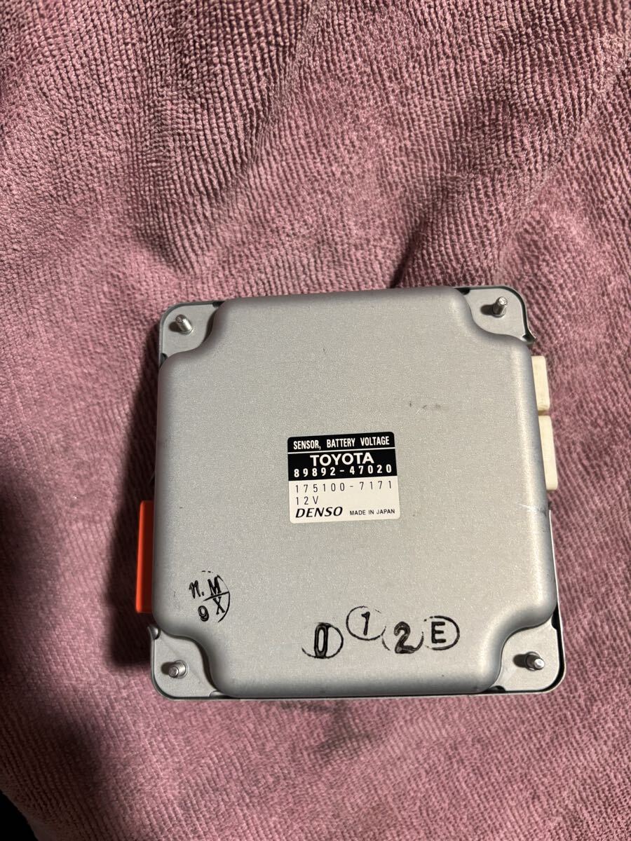 トヨタ ZVW30 プリウス ハイブリッド バッテリー ボルテージセンサー 89892-47020拍卖