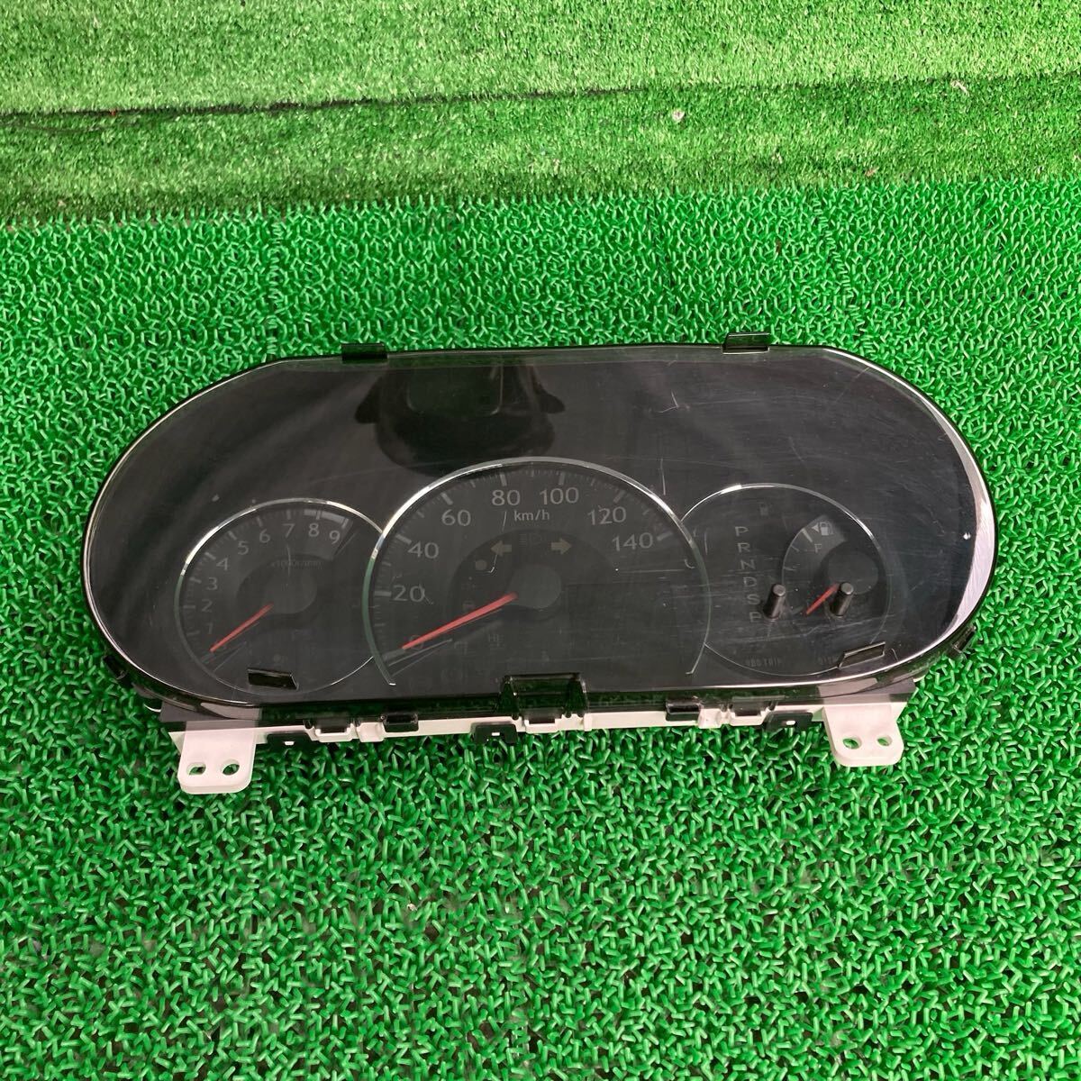 ムーヴ (Daihatsu / ダイハツ) L175S 純正 スピードメーター 106186km L185S(FL175S-FR708-T16-03)拍卖
