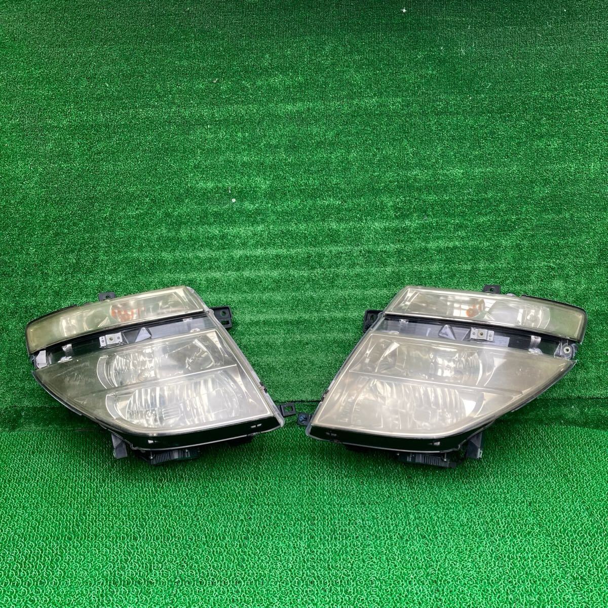 エルグランド (Nissan / 日産) E51 純正 ヘッドライト ヘッドランプ左右セット E51 MNE51 ME51 NE51(FE51-FR708-KX6-01)拍卖