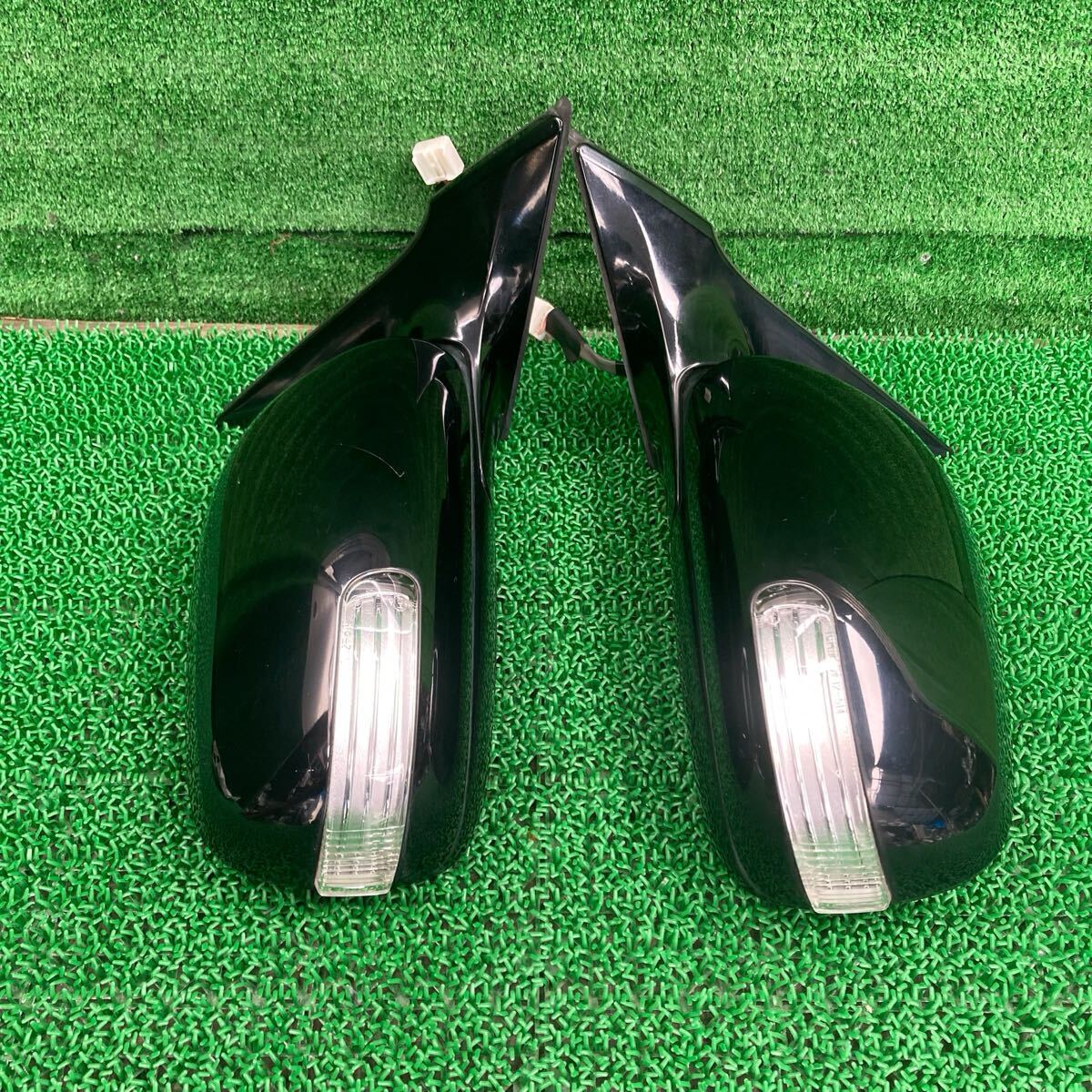 マークX (Toyota / トヨタ) GRX120 純正 サイドミラードアミラー左右セット GRX121 GRX125(FGRX120-FR708-202-01)拍卖