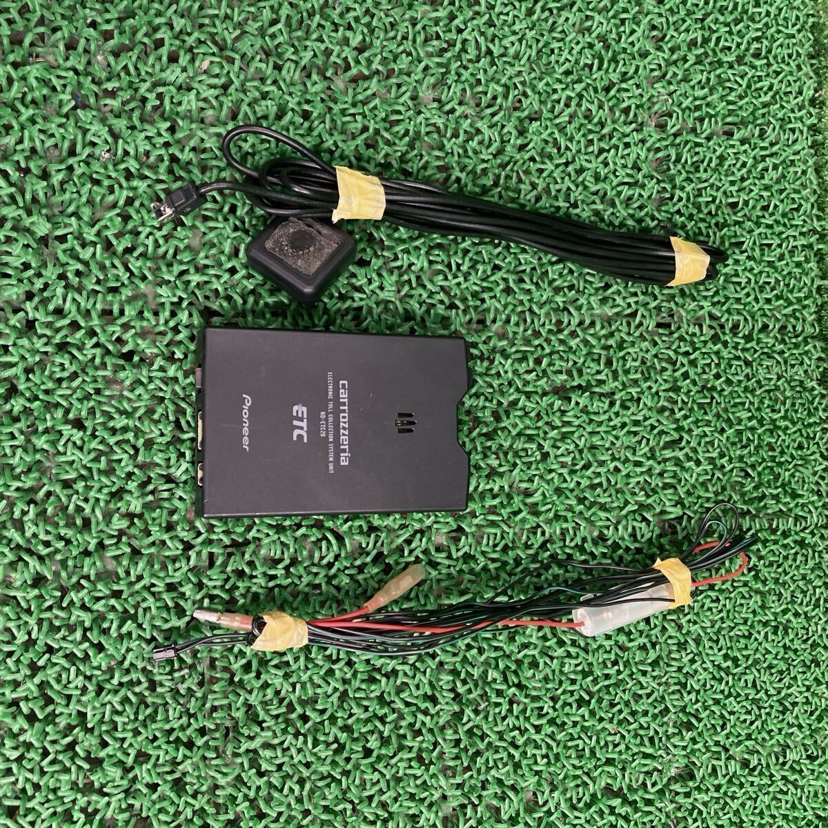 ウィッシュ (Toyota/トヨタ) ZNE10G 純正 ETC 車載器 カロッツェリア ND-ETC20 ZNE11 ZNE14 ANE10 ANE11 ANE15(FZNE10G-FR707-1F7-07)拍卖