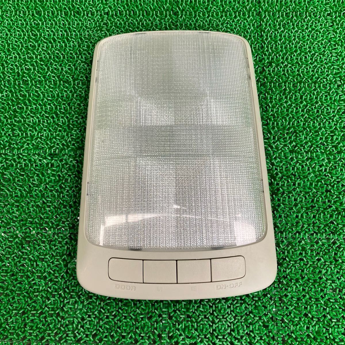 エルグランド (Nissan / 日産) ME51 純正 ルームライト ルームランプ 室内灯 E51 MNE51 NE51(FME51-FR708-QX1-13)拍卖