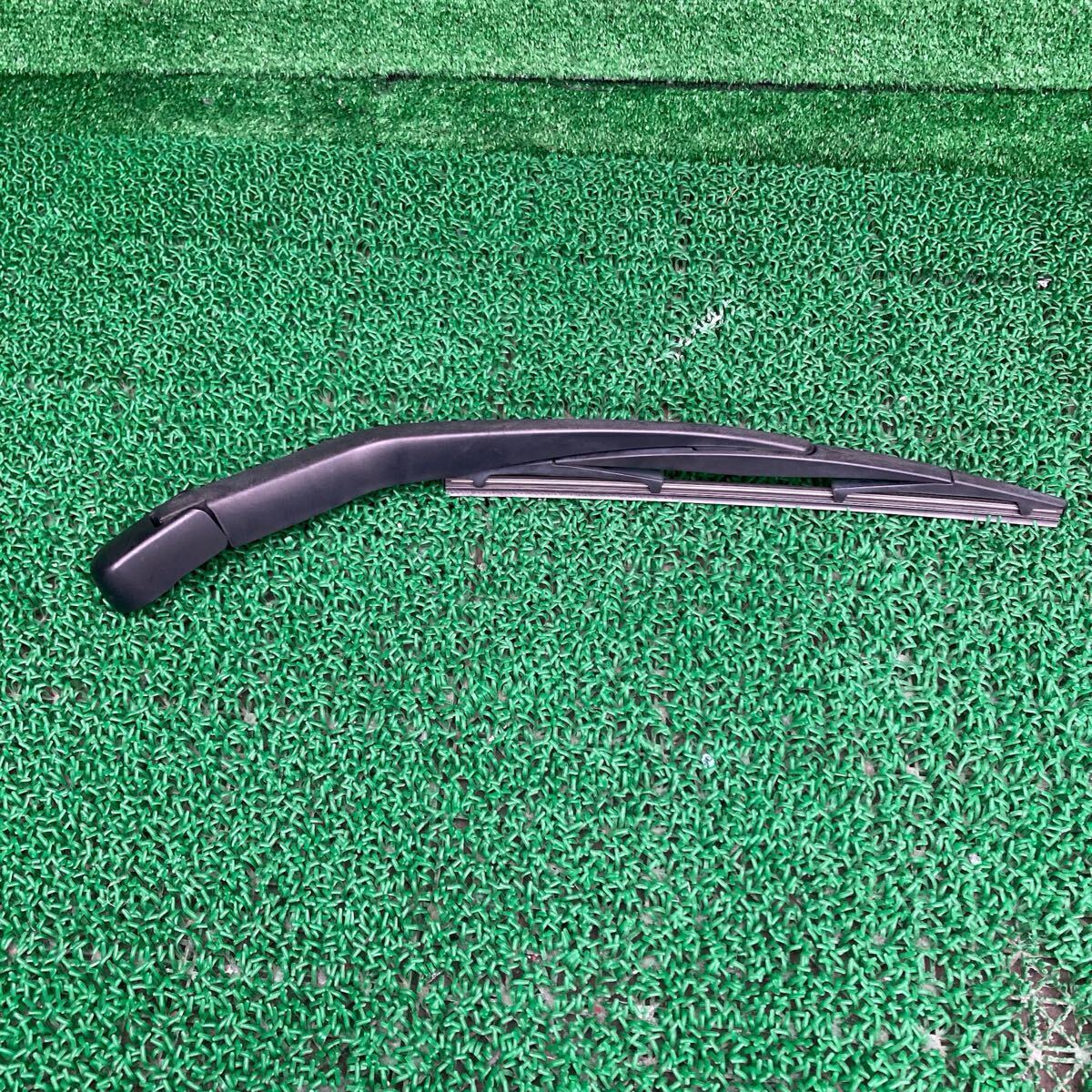 ノート (Nissan / 日産) E12 純正 リアワイパーアーム NE12 HE12 SNE12(FE12-FR706-KAD-09)拍卖