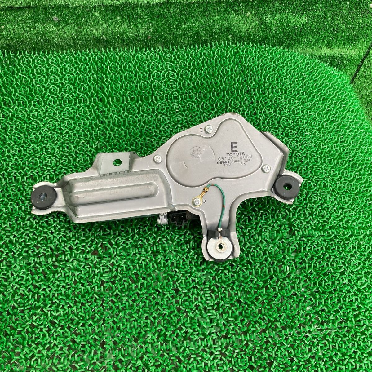 エスティマ (Toyota / トヨタ) ACR50W 純正 リアワイパーモーター ACR50 ACR55 GSR50 GSR55 AHR20(FACR50W-FR708-1F8-15)拍卖